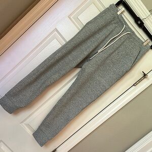 American Eagle Outfitters Gray Joggers Tapered Fit